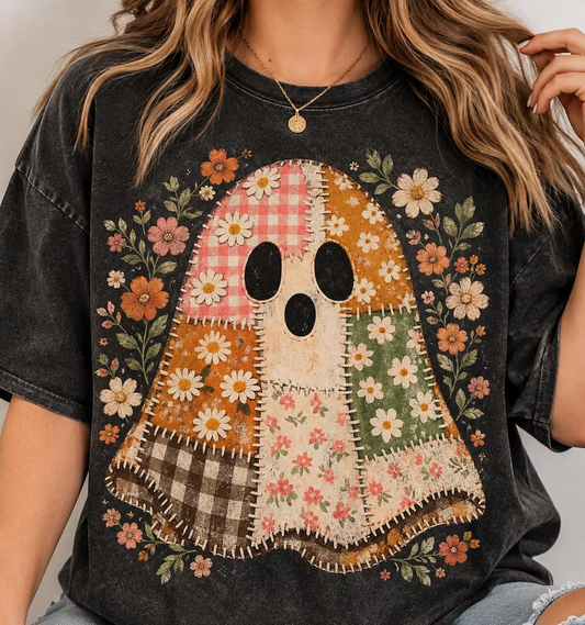 Vintage Patchwork Ghost Floral Halloween T-Shirt for Women | Cute Spooky Season Fall Graphic Tee
